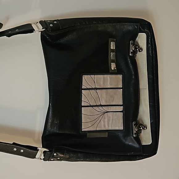 ARTISAN NATALIE & KELLIE NORTH Handcrafted Leather Laptop Messenger Bag - Picture 3 of 15